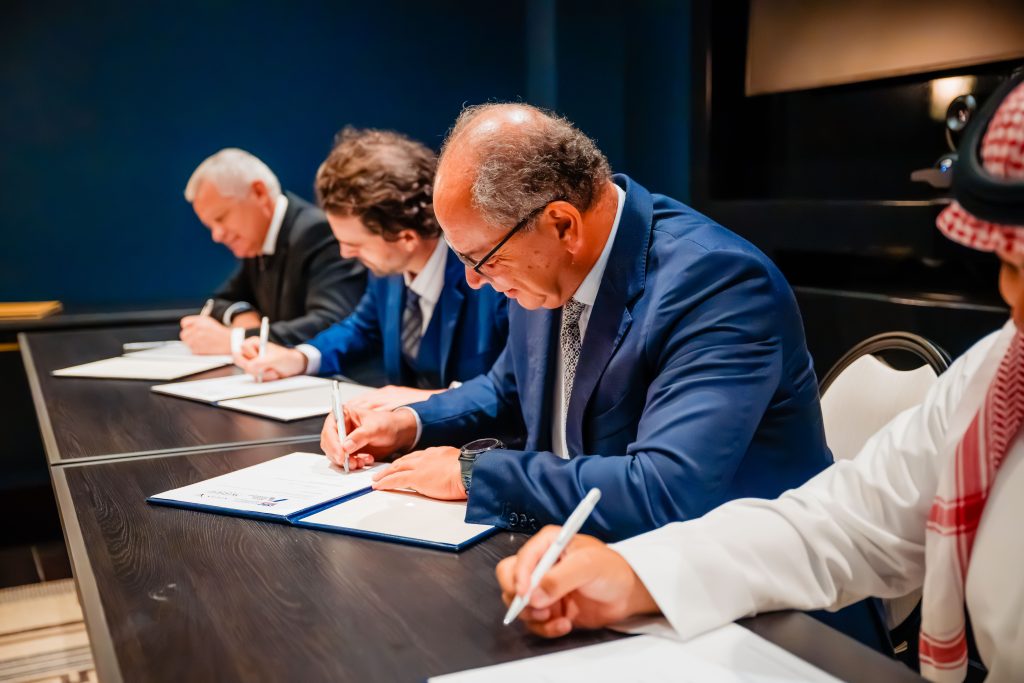 Representatives of WIOCC Group, AFC, Vision Invest and the U.S. DFC at the AFC-hosted roundtable in New York, where DFC announced its intention to join as an investor in WIOCC. Picture: Africa Finance Corporation (AFC)