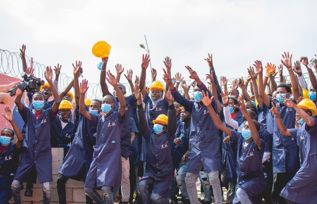 Students celebrate the inauguration of the new Professional Training Centre in Sambizanga, Luanda, in April 2022.